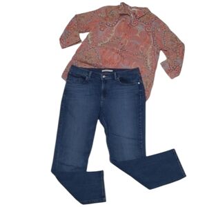 Levi's Strauss Straight Leg Stretch Jeans High Waist Rise Distressed Dark Washed